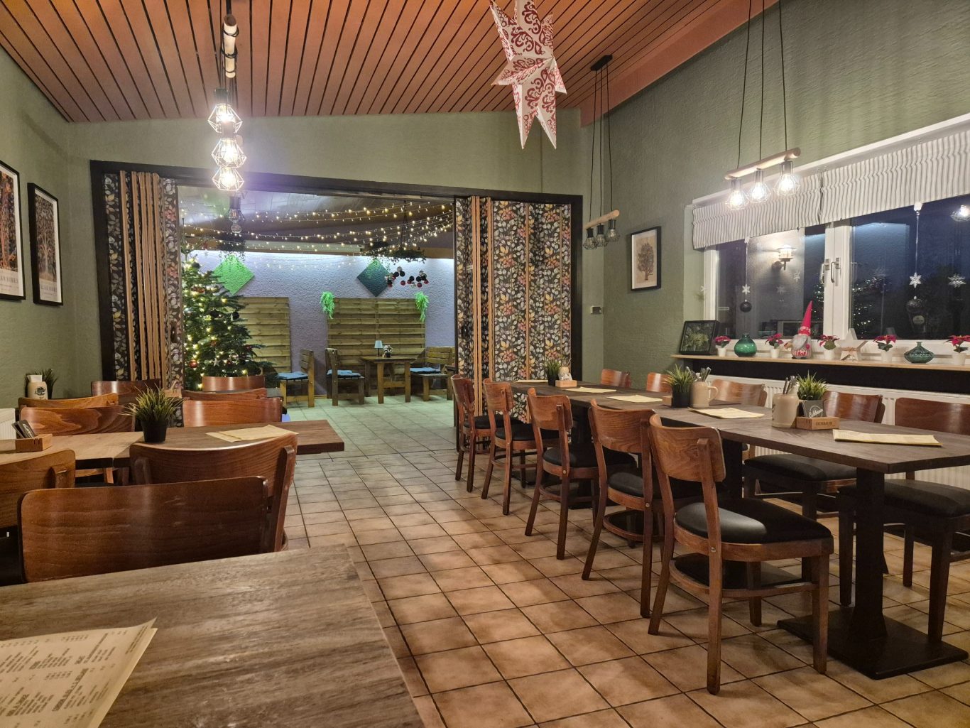 Genug Raum, auch für größere Feiern Clubhaus der Hundefreunde Weihnachten